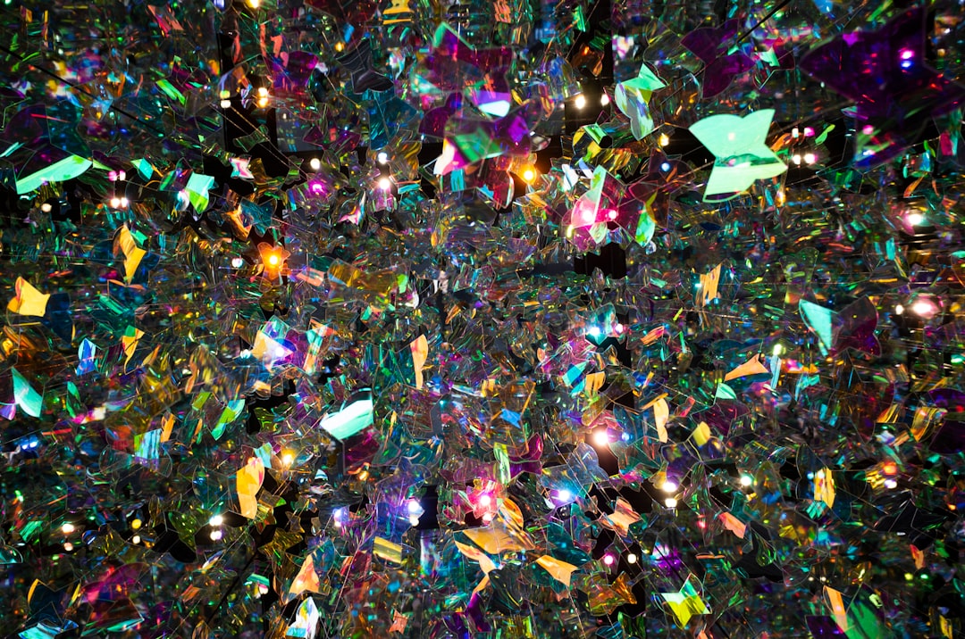 Emergence Hidden glittering