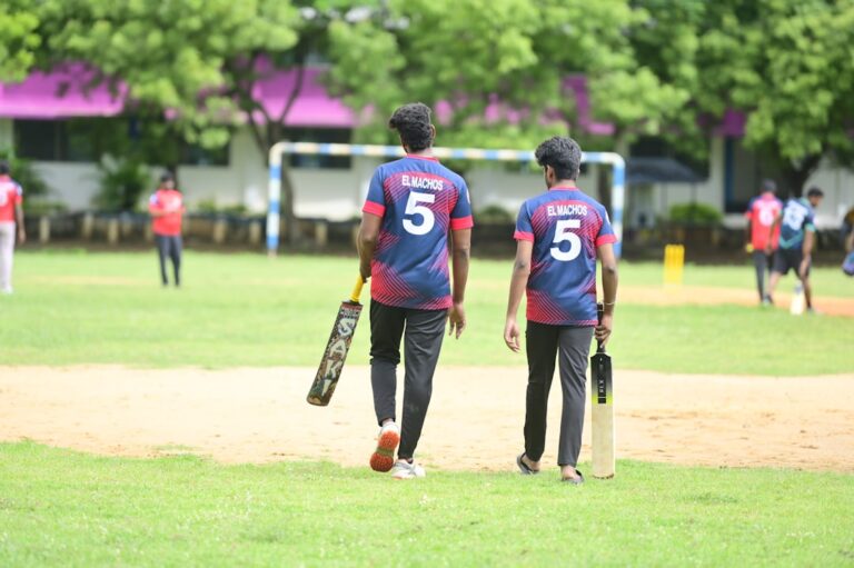 Unsung Heroes: The Franchise Game Changers on the Cricket Field