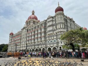 Mumbai Indians Seek Redemption as Punjab Kings Arrive in Form