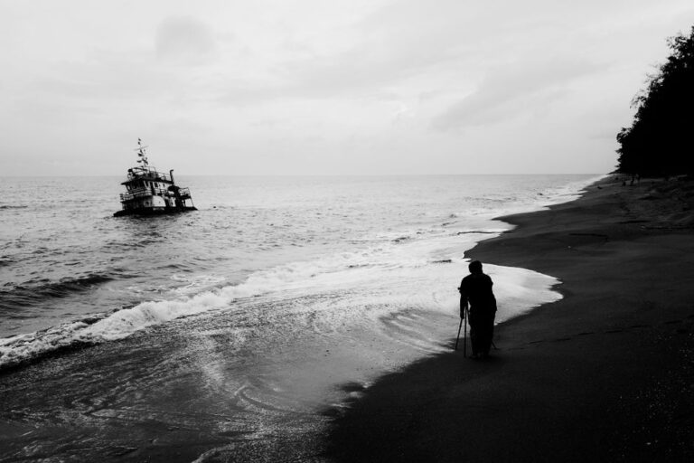 RCB’s Bowling Masterclass Turns the Tide Against LSG